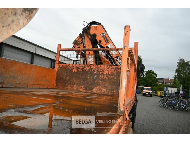 M.a.n. vrachtwagen met laadkraan en kipbak - afbeelding 26 van  30
