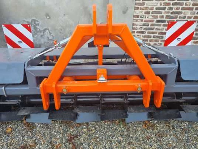 Mandam destructive roller - 2022 - wn tandem - afbeelding 1 van  4