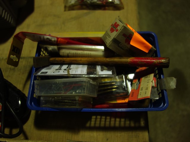 Mandje diversen - afbeelding 1 van  1