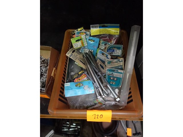 Mandje diversen - afbeelding 5 van  8