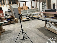 Manfrotto giraf met statief - afbeelding 2 van  9