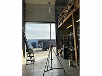 Manfrotto verrijdbaar statief - afbeelding 1 van  4