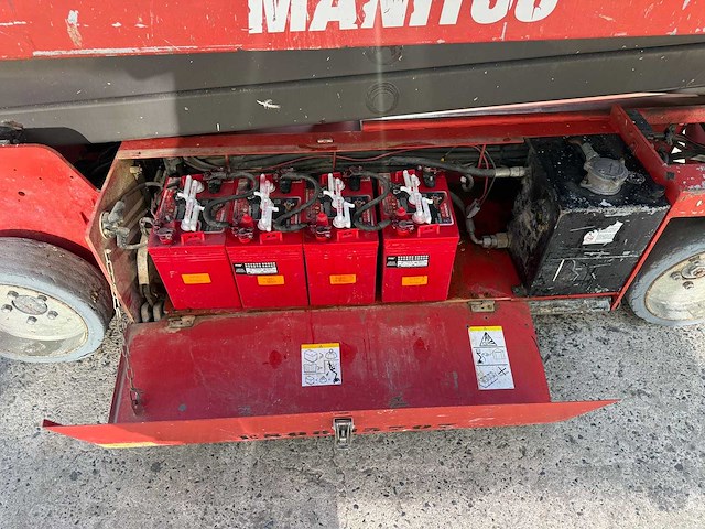 Manitou - 2011 - 81xe - hoogwerker - afbeelding 8 van  28