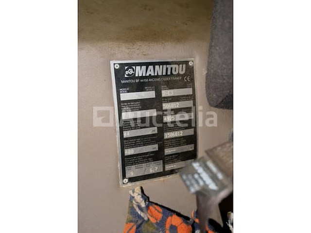 Manitou msi 30 t awd heftruck (2010-801 #série uur: 586812) - afbeelding 16 van  23