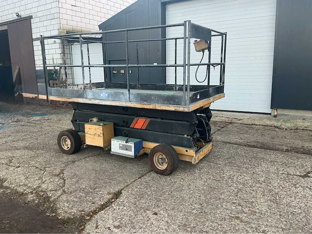 Manlift schaarlift sm3270e hoogwerker - afbeelding 2 van  9