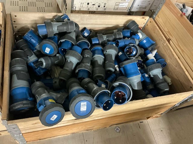 Mannekens stekker - afbeelding 3 van  4