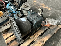 Mannesmann rexroth zware hydraulische pomp - afbeelding 1 van  8