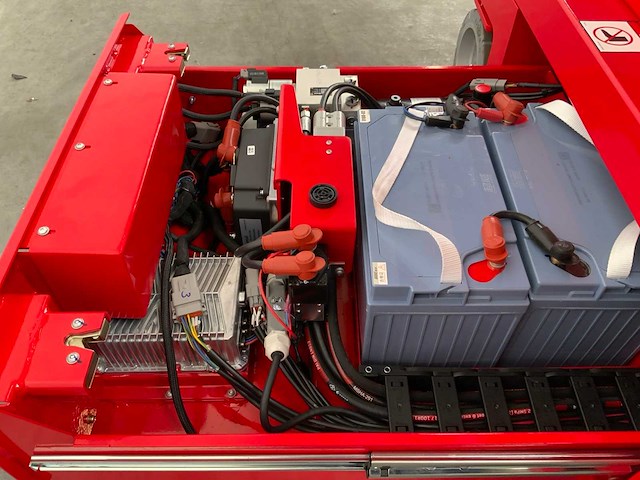 Mantall - 2026 - xe59mini - schaarhoogwerker 5.9m elektrisch - afbeelding 13 van  14