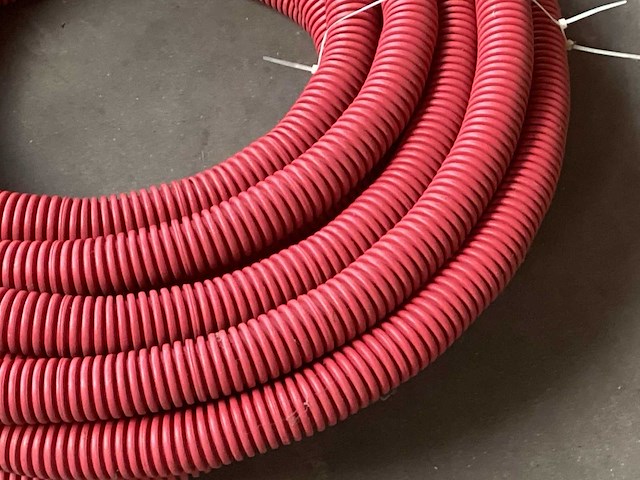 Mantelbuis 40mm, lengte ca 18 meter - afbeelding 2 van  3