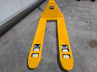 Manuele palletwagen / transpallet – 2.000 kg - ongebruikt - afbeelding 4 van  6