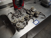 Manuraux - afbeelding 2 van  5