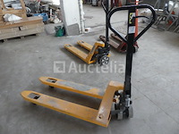 Manutan handpalletwagen - afbeelding 1 van  5