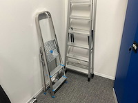 Manutan trapladder + excelsior huishoudtrap - afbeelding 1 van  4