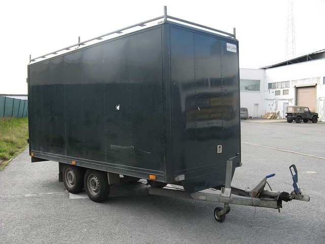 Map - car trailer - afbeelding 1 van  5