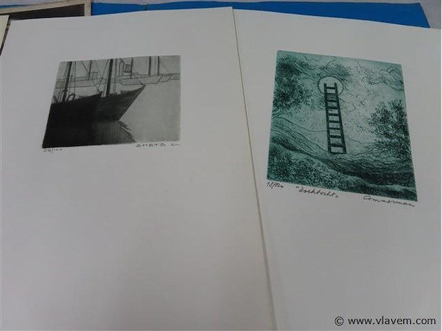 Map gevuld met diverse werken volgens foto's - afbeelding 4 van  9