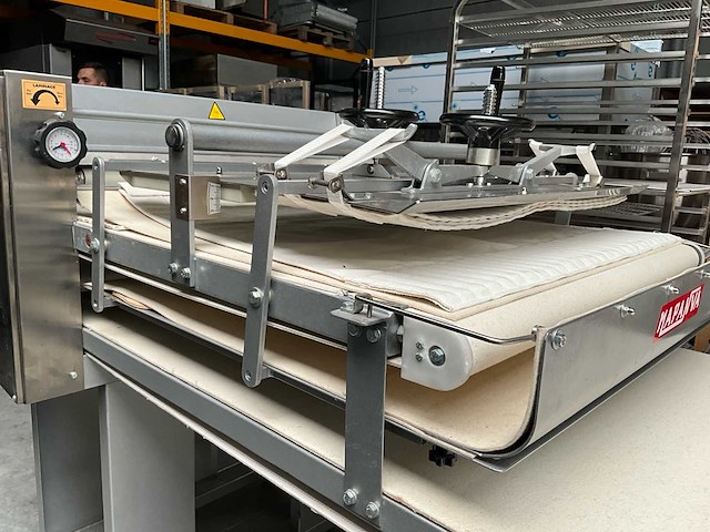 Mapanva professionele bandwalsbakkerijmachines, anderen - afbeelding 3 van  4