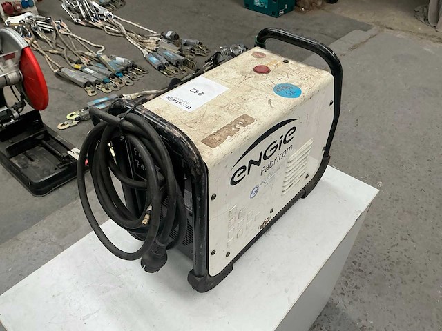 Maquet soudal tp 200 tig-lasmachine - afbeelding 4 van  6