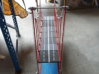 Maquette hangbrug - afbeelding 2 van  4