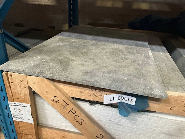 Mar zola gris honed natuursteen tegels (47x) - afbeelding 2 van  2