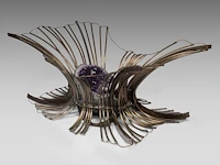 Marc d'haenens (xx), a large sculpted metal and illuminated amethyst dining table 73.5 x 235 x 145 cm. (28.94 x 92.51 x 57.09 in.) - afbeelding 6 van  6