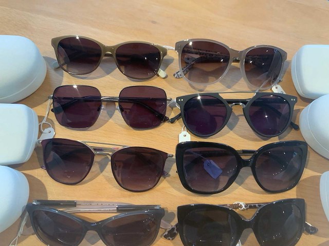 Marccain designer zonnebril (14x) - afbeelding 4 van  6