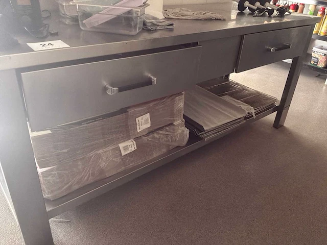 Marend rvs werktafel - afbeelding 3 van  4