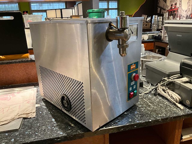 Mark crème fraiche machine - afbeelding 4 van  9