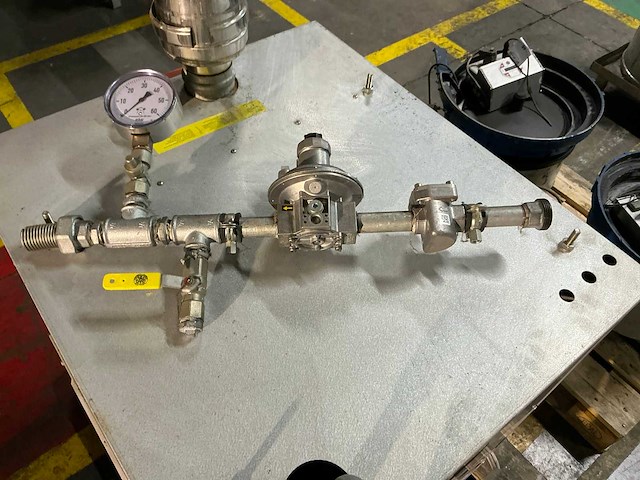 Mark industriële verwarmingsinstallatie - afbeelding 4 van  4