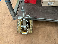 Markering wagen voor spuitbussen - afbeelding 1 van  1