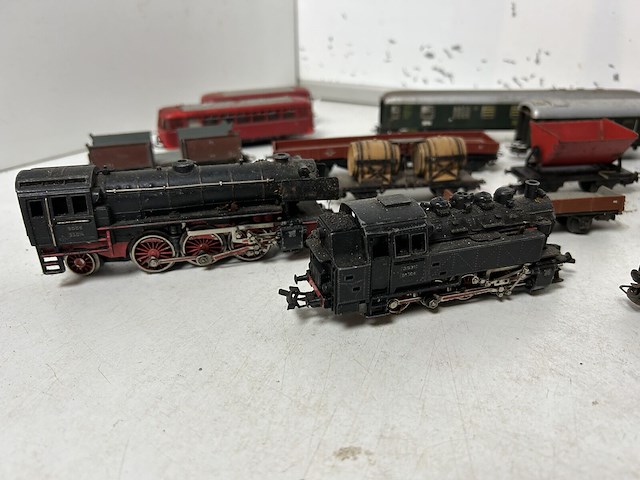 Marklin speelgoedtrein: locomotieven en wagons - afbeelding 3 van  5