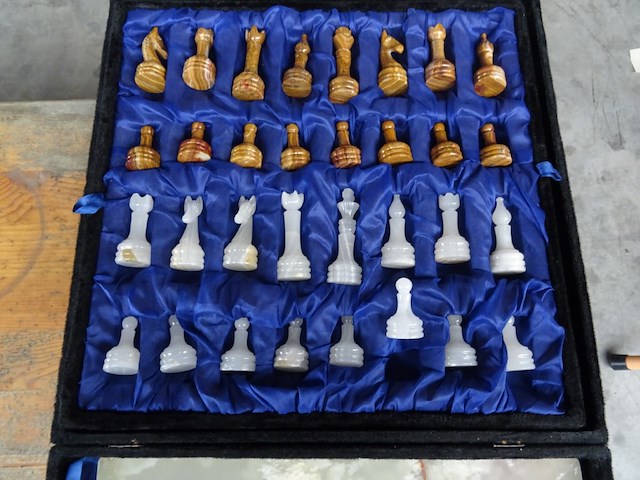 Marmer schaakspel - afbeelding 3 van  3