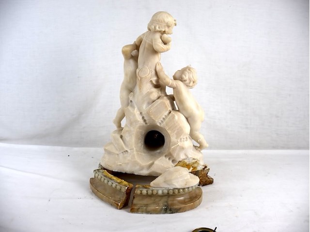 Marmeren beeld - afbeelding 5 van  8