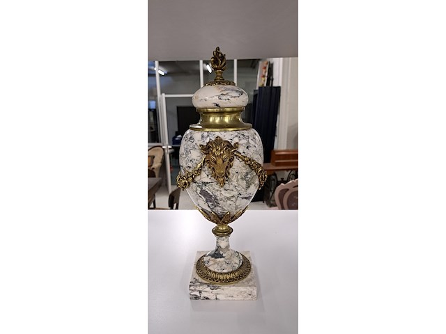 Marmeren mantel ornament - afbeelding 1 van  2