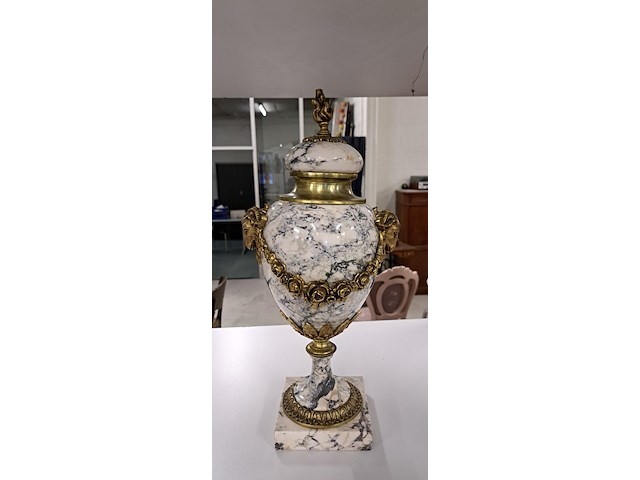 Marmeren mantel ornament - afbeelding 2 van  2