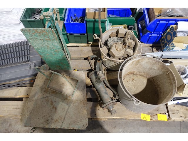 Marmeren schouw + diverse metalen - afbeelding 2 van  4