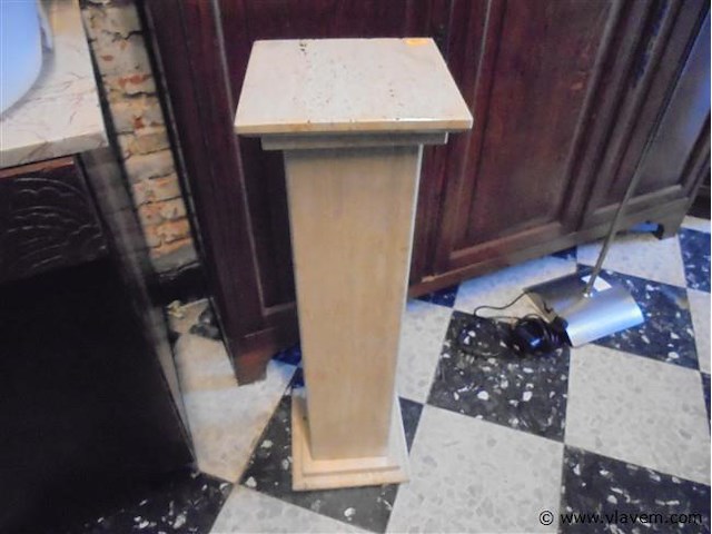 Marmeren zuil - afbeelding 1 van  2