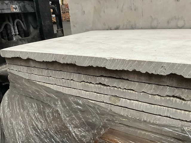 Marokkaans beige natuursteen tuintegel - afbeelding 3 van  5