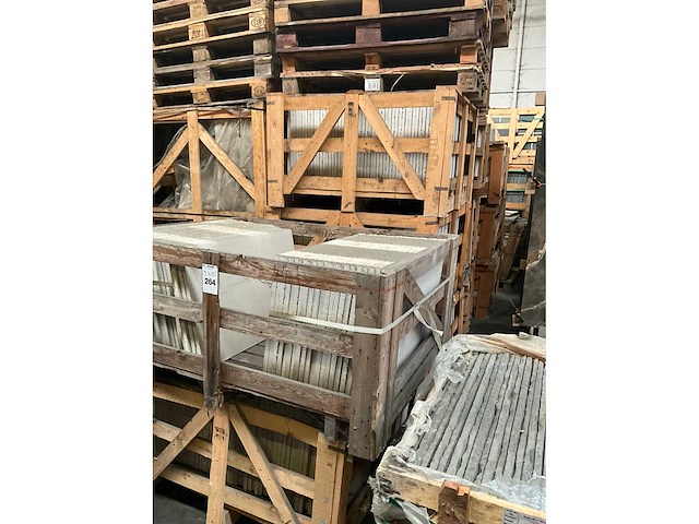 Marokkaans beige natuursteen tuintegel - afbeelding 5 van  5