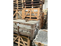 Marokkaans beige natuursteen tuintegel - afbeelding 5 van  5