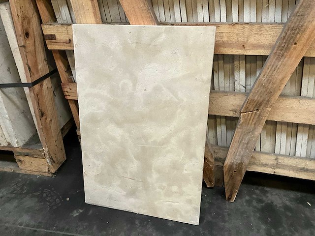 Marokkaans beige natuursteen tuintegel - afbeelding 1 van  4