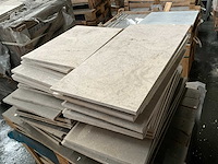 Marokkaans beige natuursteen tuintegel - afbeelding 2 van  4