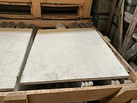 Marokkaans grijs natuursteen tuintegel - afbeelding 1 van  3