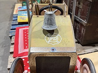 Marquant vintage trapauto met takel en bel - afbeelding 4 van  7