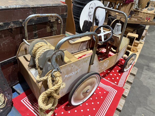 Marquant vintage trapauto met takel en bel - afbeelding 6 van  7