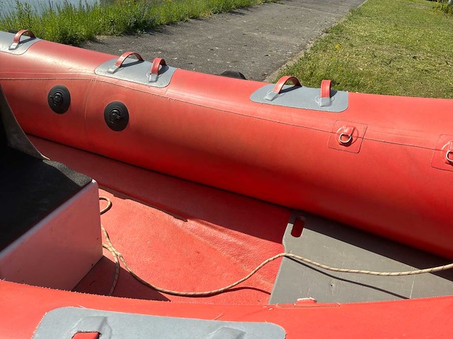 Marshall m60 blaasboot - afbeelding 15 van  21