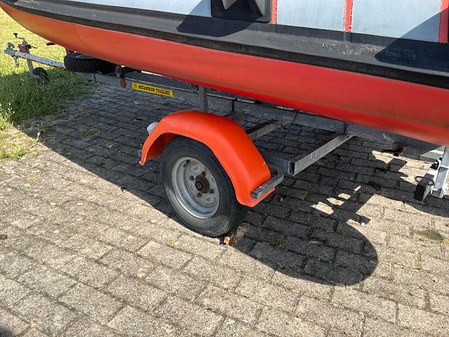 Marshall m60 blaasboot - afbeelding 19 van  21