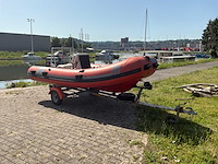Marshall m60 blaasboot - afbeelding 1 van  14