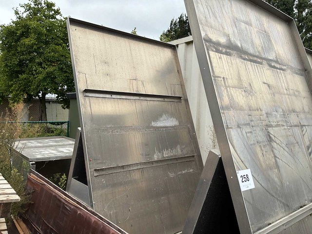 Marshalls metalen tegeldisplay (5x) - afbeelding 3 van  5