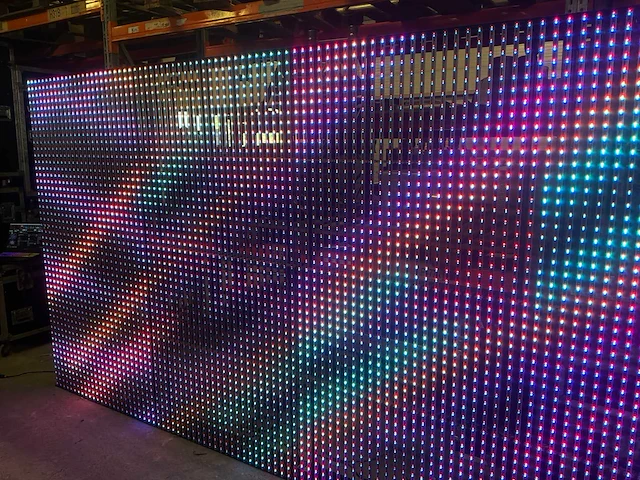 Martin - lc 2140 - led video screen 84m2 (40x) - afbeelding 10 van  17
