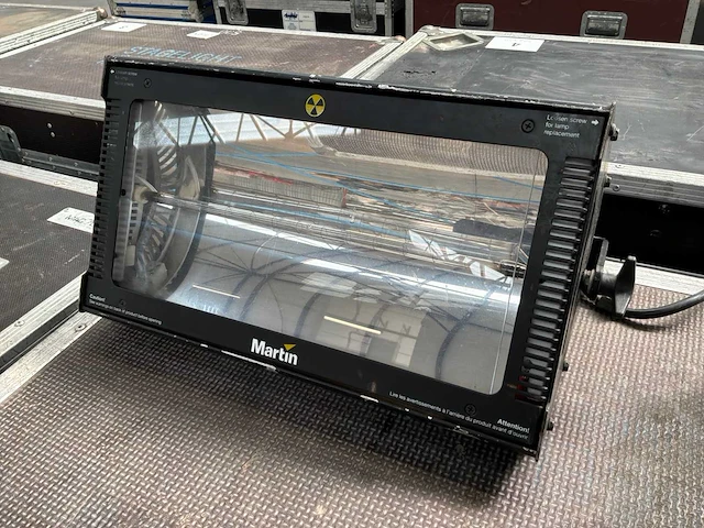 Martin atomic 3000 stroboscoop + detonator - afbeelding 1 van  6
